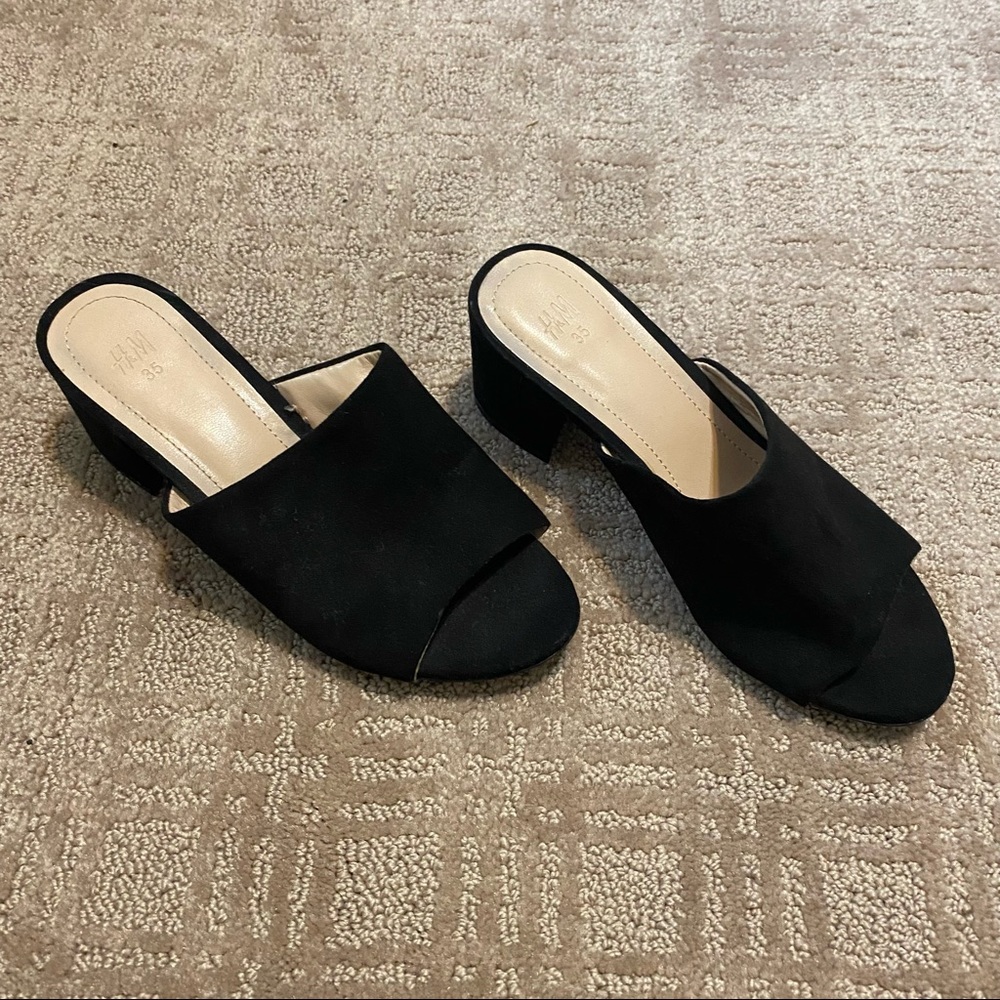 H&M Black Faux Suede Mule Heeled Sandals Size 5 (35)